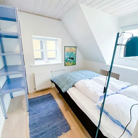 Feel The Island Vibe In Skipperhus Marstal